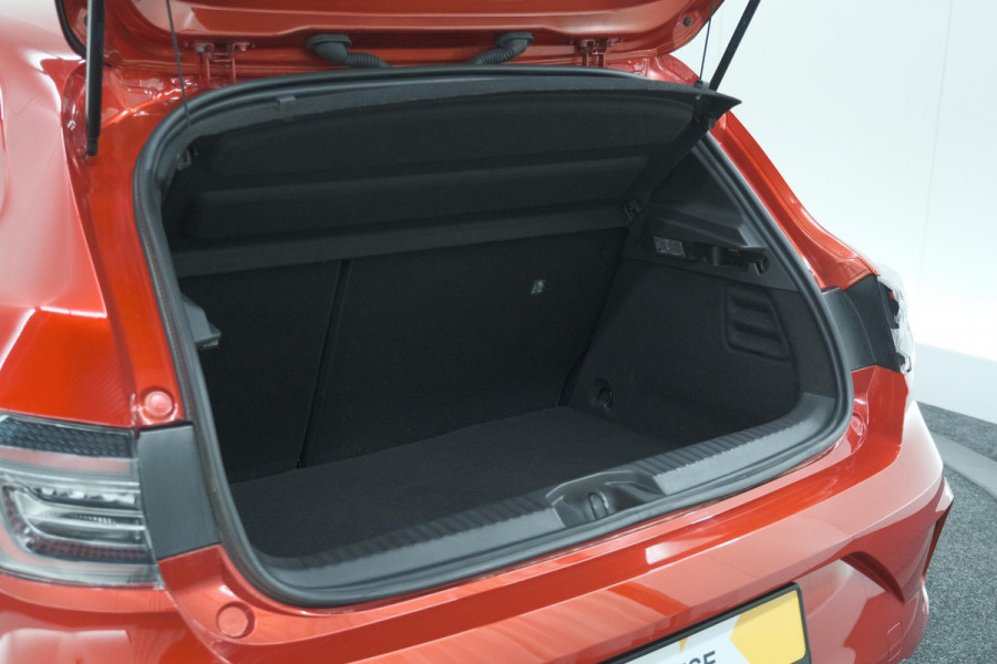 Renault Clio 1.6 E-Tech Full Hybrid 145 techno | 360 Camera | Adaptieve Cruise Control | Dodehoekdetectie | 9.3 Inch Groot Scherm