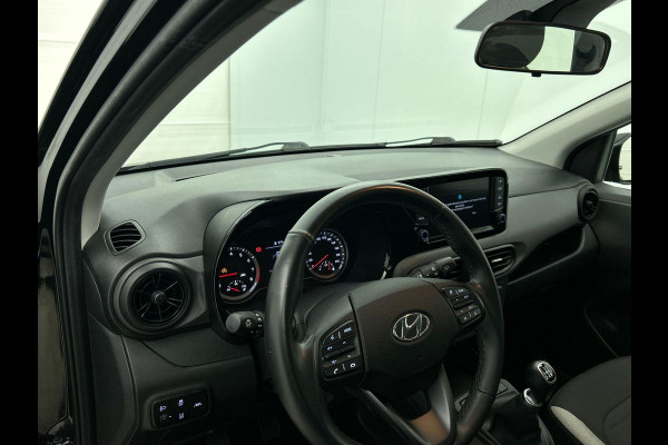 Hyundai i10 1.0 Comfort Smart Airco Navi Carplay Cruise Control Camera Achter Verkeerbord herkenning DAB+ Lane Assist Grootlicht assistent