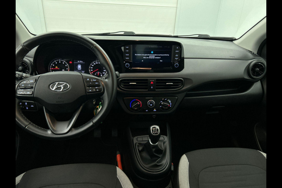 Hyundai i10 1.0 Comfort Smart Airco Navi Carplay Cruise Control Camera Achter Verkeerbord herkenning DAB+ Lane Assist Grootlicht assistent