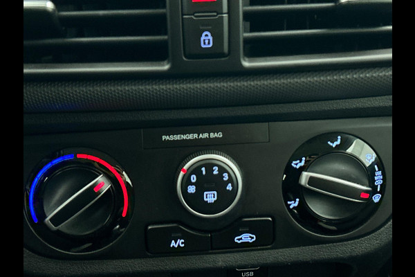 Hyundai i10 1.0 Comfort Smart Airco Navi Carplay Cruise Control Camera Achter Verkeerbord herkenning DAB+ Lane Assist Grootlicht assistent