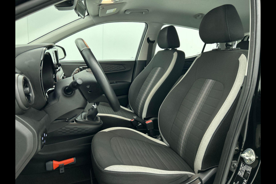 Hyundai i10 1.0 Comfort Smart Airco Navi Carplay Cruise Control Camera Achter Verkeerbord herkenning DAB+ Lane Assist Grootlicht assistent