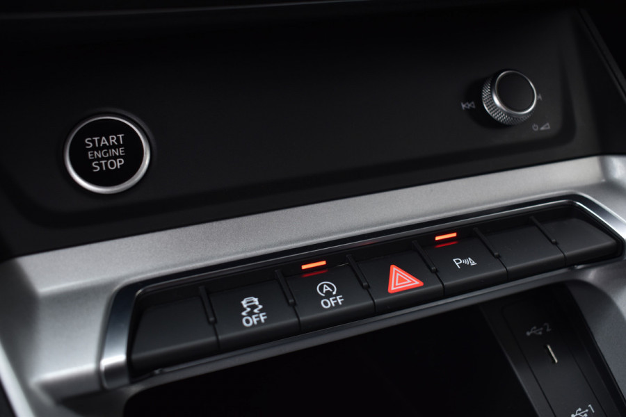 Audi Q3 35TFSI 150PK S-TRONIC PRO LINE VIRTUAL/PDC/NAVI