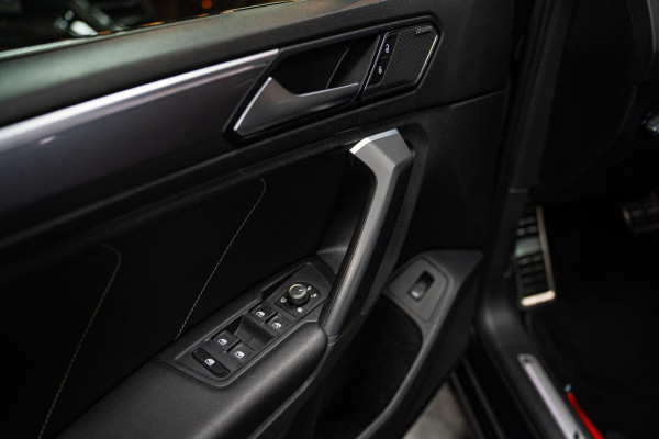 Volkswagen Tiguan 1.5 TSI RLINE|PANO|AUT7|NAVI|FULL