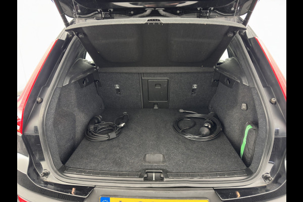 Volvo XC40 1.5 T5 Recharge Business Pro ( PLUG-IN ) (INCL-BTW) *AUT | NAVI-FULLMAP | DIGI-COCKPIT | CLIMA | KEYLESS | DAB | HEATED-SPORTSEATS | FULL-LED | ADAPTIVE-CRUISE | CAMERA | 18'' ALU*