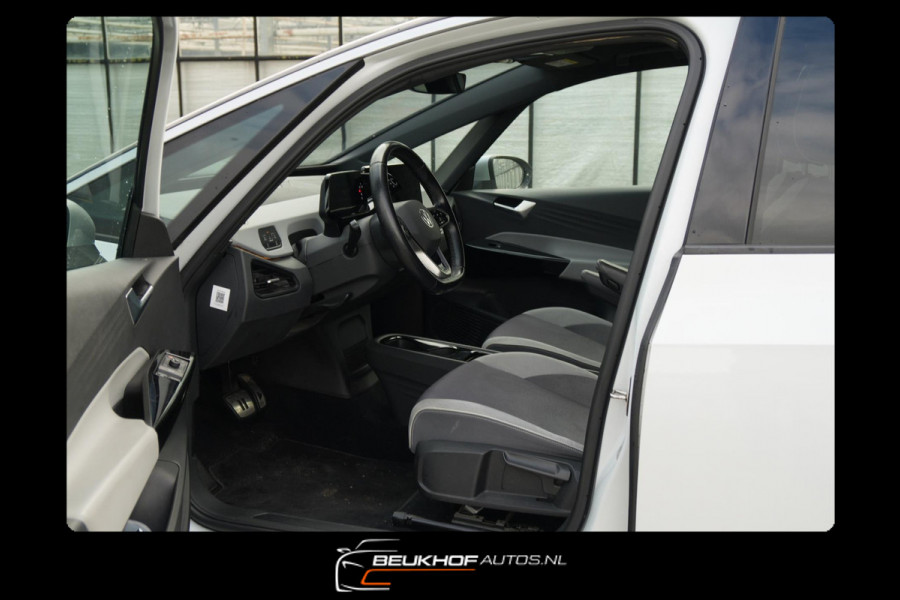 Volkswagen ID.3 First Plus 58 kWh Trekhaak Carplay Navigatie