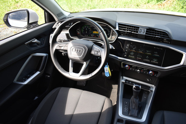 Audi Q3 45 TFSIe 245PK S-TRONIC S-LINE HYBRID VIRTUAL/PDC/CARPLAY