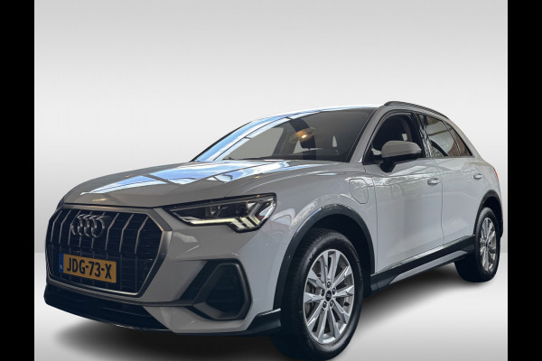 Audi Q3 45 TFSIe 245PK S-TRONIC S-LINE HYBRID VIRTUAL/PDC/CARPLAY