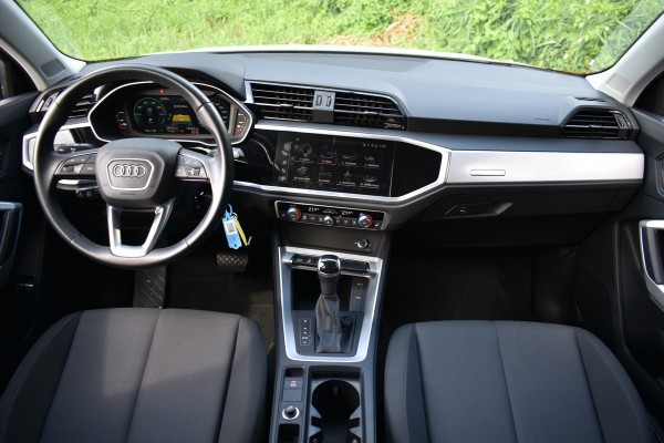 Audi Q3 45 TFSIe 245PK S-TRONIC S-LINE HYBRID VIRTUAL/PDC/CARPLAY
