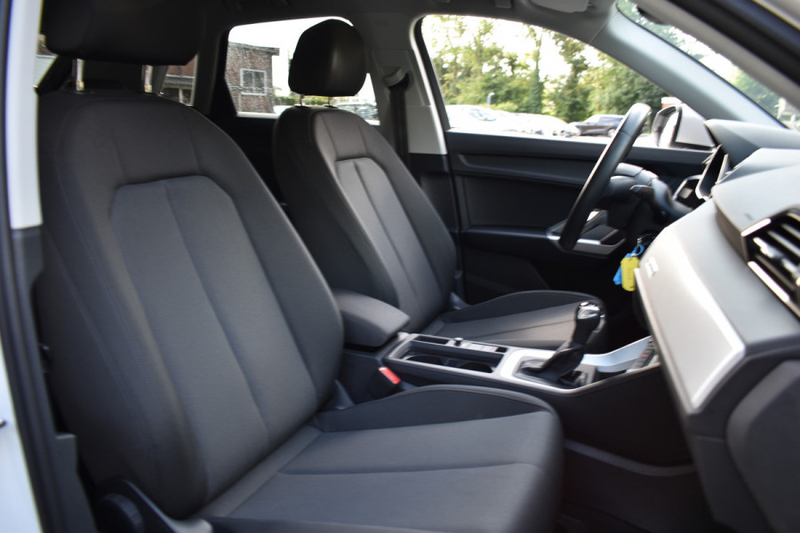 Audi Q3 45 TFSIe 245PK S-TRONIC S-LINE HYBRID VIRTUAL/PDC/CARPLAY