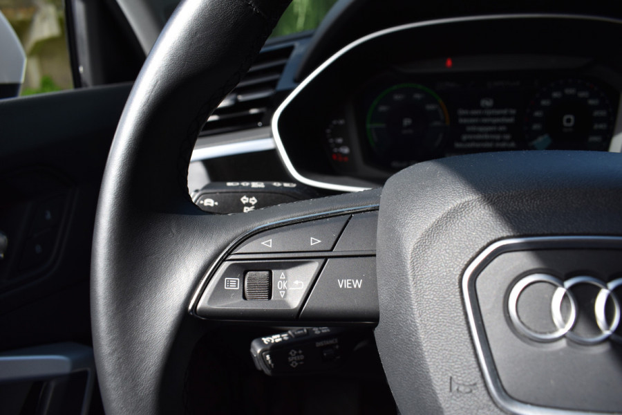 Audi Q3 45 TFSIe 245PK S-TRONIC S-LINE HYBRID VIRTUAL/PDC/CARPLAY