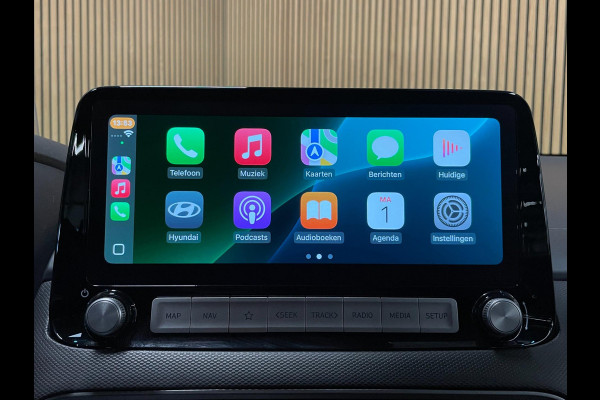 Hyundai Kona EV Premium 64 kWh|GROTE ACCU|FACELIFT|3-FASE|HUD|LEDER|ACC|KRELL|STUURVERW|STOELVERW V+A|STOELVEN|CAMERA|CARPLAY||NAP