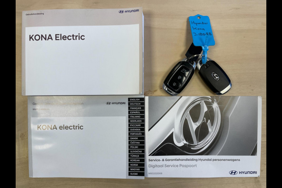 Hyundai Kona EV Premium 64 kWh|GROTE ACCU|FACELIFT|3-FASE|HUD|LEDER|ACC|KRELL|STUURVERW|STOELVERW V+A|STOELVEN|CAMERA|CARPLAY||NAP
