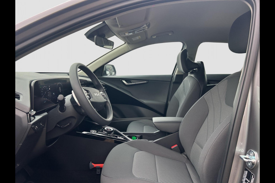 Kia Niro EV Light Edition 64.8 kWh | Automaat | Clima | Cruise | Camera | Navi | Apple Carplay & Android Auto |