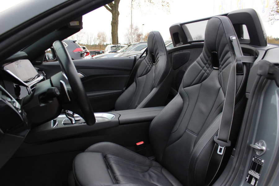 BMW Z4 Roadster M40i High Executive / Leder / Head-up / Sfeerverlichting / 19'' / Keyless / Dodehoek / Stoelverwarming / ACC
