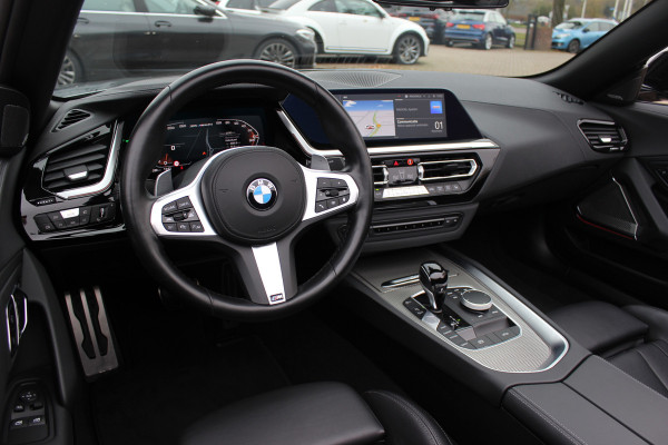 BMW Z4 Roadster M40i High Executive / Leder / Head-up / Sfeerverlichting / 19'' / Keyless / Dodehoek / Stoelverwarming / ACC
