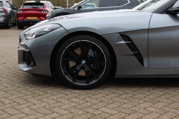 BMW Z4 Roadster M40i High Executive / Leder / Head-up / Sfeerverlichting / 19'' / Keyless / Dodehoek / Stoelverwarming / ACC