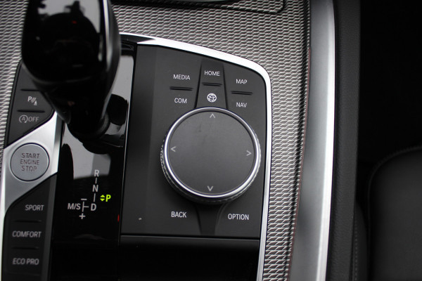 BMW Z4 Roadster M40i High Executive / Leder / Head-up / Sfeerverlichting / 19'' / Keyless / Dodehoek / Stoelverwarming / ACC