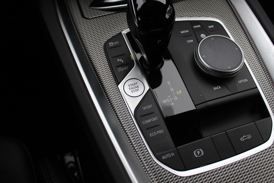 BMW Z4 Roadster M40i High Executive / Leder / Head-up / Sfeerverlichting / 19'' / Keyless / Dodehoek / Stoelverwarming / ACC