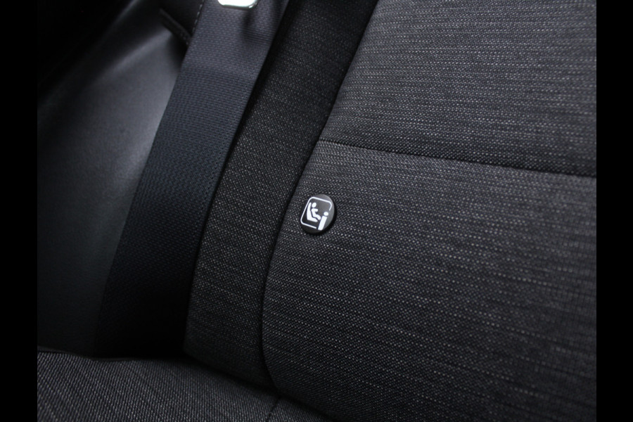 Hyundai Kona EV Fashion 64 kWh CLIMATE | CAMERA | DAB | CARPLAY | ADAPCRUISE | LED | NAVI | LMV17