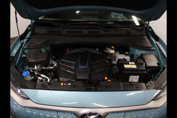 Hyundai Kona EV Fashion 64 kWh CLIMATE | CAMERA | DAB | CARPLAY | ADAPCRUISE | LED | NAVI | LMV17