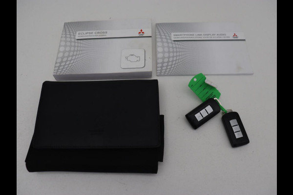 Mitsubishi Eclipse Cross 1.5 DI-T First Edition | Trekhaak | 360 Camera | Stoelverwarming | Head-Up | 18'' | Carplay | Keyless | Full LED | Dodehoek detectie | Climate control