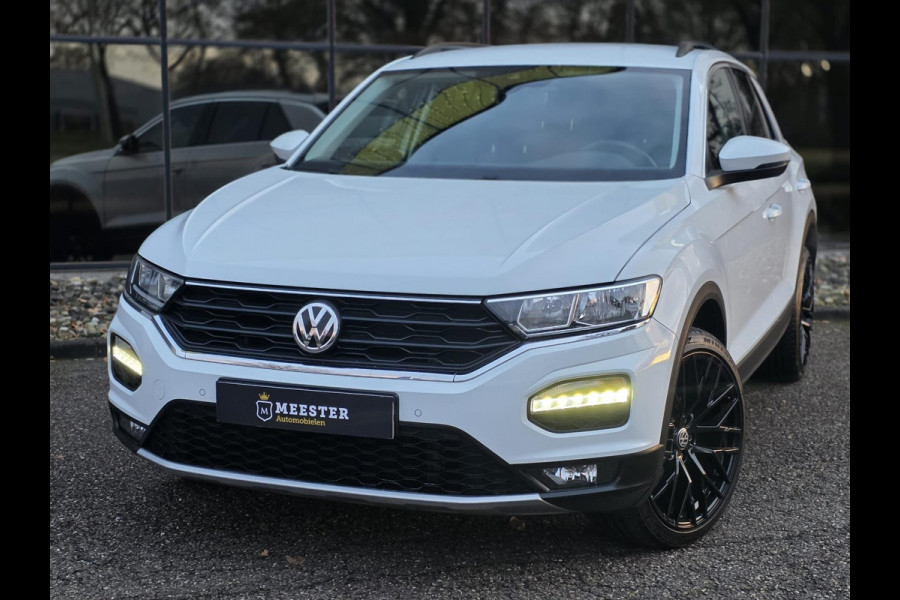 Volkswagen T-Roc 1.5 TSI Style |STUUR/STOELVERW.|ACC|CAMERA