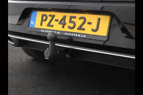 Volkswagen Golf 1.0 TSI Highline | 88.100km NAP | Stoelverwarming | Massage | Trekhaak | Carplay | Navigatie | Adaptive cruise | Virtual Cockpit | Climate control | 17'' | Parkeerhulp | Bluetooth