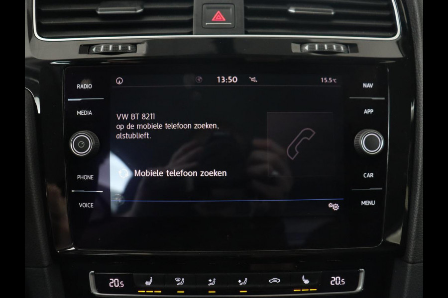 Volkswagen Golf 1.0 TSI Highline | 88.100km NAP | Stoelverwarming | Massage | Trekhaak | Carplay | Navigatie | Adaptive cruise | Virtual Cockpit | Climate control | 17'' | Parkeerhulp | Bluetooth