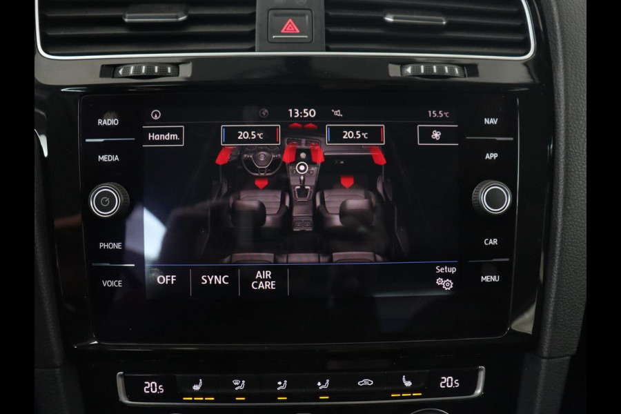 Volkswagen Golf 1.0 TSI Highline | 88.100km NAP | Stoelverwarming | Massage | Trekhaak | Carplay | Navigatie | Adaptive cruise | Virtual Cockpit | Climate control | 17'' | Parkeerhulp | Bluetooth