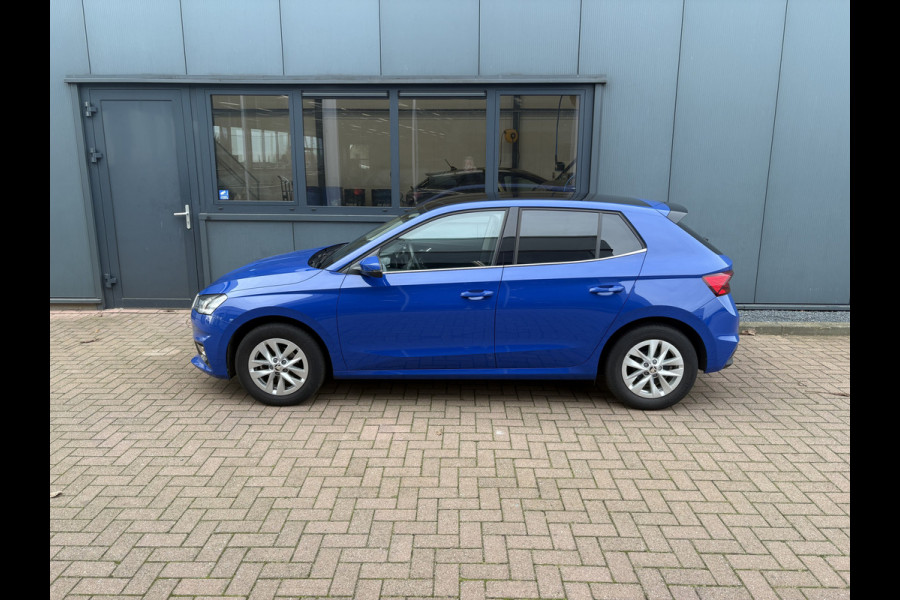 Škoda Fabia 1.0 TSi 95pk Business Edition 5-drs. PANODAK/ADAPT.CRUISE/CARPLAY/PDC/WINTERPACK