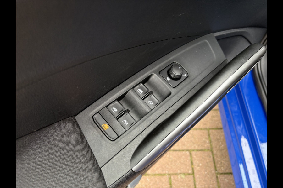 Škoda Fabia 1.0 TSi 95pk Business Edition 5-drs. PANODAK/ADAPT.CRUISE/CARPLAY/PDC/WINTERPACK