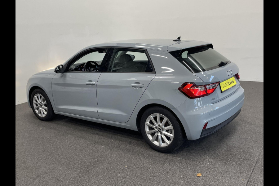 Audi A1 Sportback 35 TFSI 150pk S-tronic Navigatie Apple Carplay/Android Auto Parkeersensoren Virtual Cockpit Lichtmetalen velgen Airco