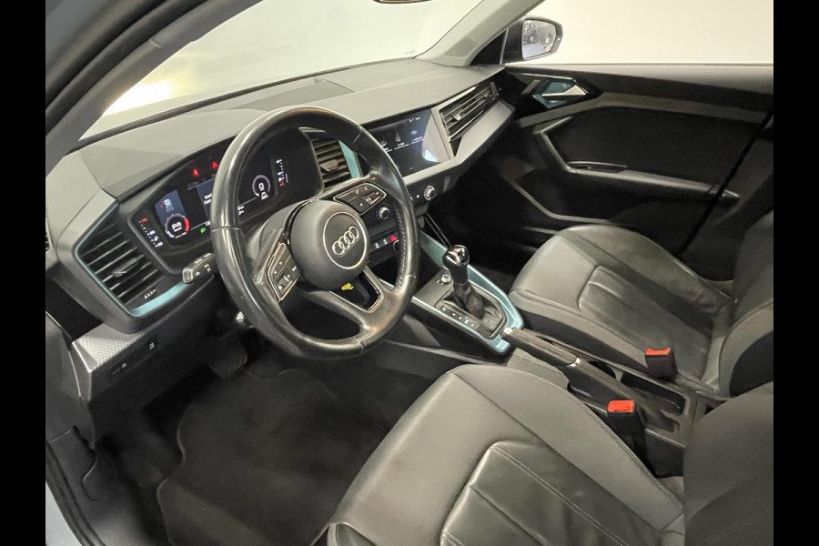 Audi A1 Sportback 35 TFSI 150pk S-tronic Navigatie Apple Carplay/Android Auto Parkeersensoren Virtual Cockpit Lichtmetalen velgen Airco