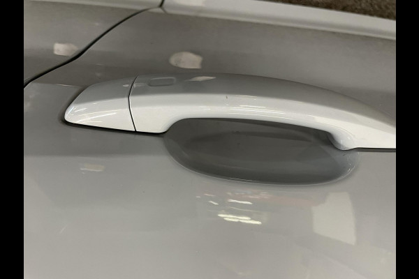 Audi A1 Sportback 35 TFSI 150pk S-tronic Navigatie Apple Carplay/Android Auto Parkeersensoren Virtual Cockpit Lichtmetalen velgen Airco