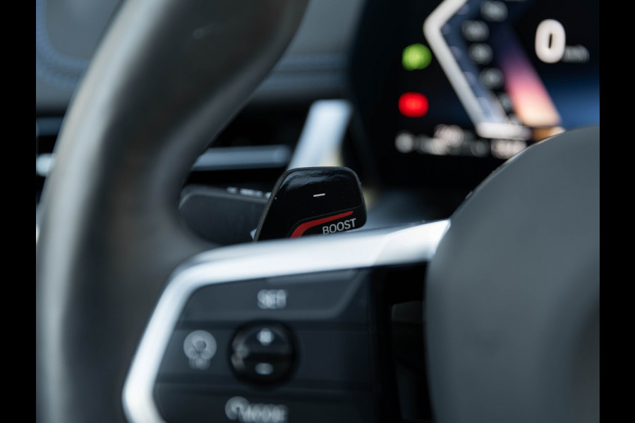 BMW X1 sDrive18i M-Sport Pro - Pano - Driving Ass Plus - Trekhaak - Harman Kardon