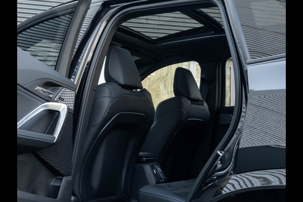 BMW X1 sDrive18i M-Sport Pro - Pano - Driving Ass Plus - Trekhaak - Harman Kardon