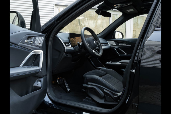 BMW X1 sDrive18i M-Sport Pro - Pano - Driving Ass Plus - Trekhaak - Harman Kardon