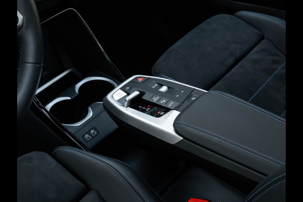 BMW X1 sDrive18i M-Sport Pro - Pano - Driving Ass Plus - Trekhaak - Harman Kardon