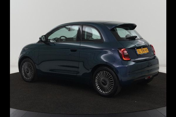 Fiat 500E Icon 42 kWh | 3 Fase | Carplay | Navigatie | Climate control | Parkeerhulp | Cruise control | DAB | Digital Cockpit | Keyless Start | Bluetooth