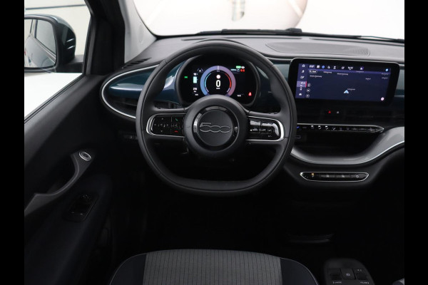 Fiat 500E Icon 42 kWh | 3 Fase | Carplay | Navigatie | Climate control | Parkeerhulp | Cruise control | DAB | Digital Cockpit | Keyless Start | Bluetooth