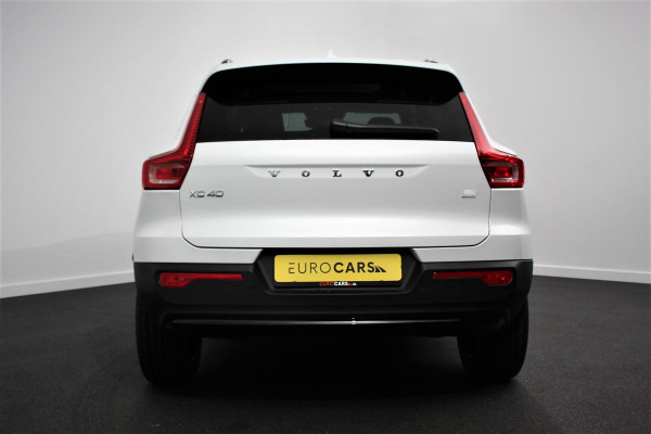 Volvo XC40 1.5 T5 Plug-in hybrid Ultimate Dark | Electrisch Glazen Panorama dak | Navigatie | Dab | Led | Adaptive Cruise Control | Camera | Parkeer sensoren