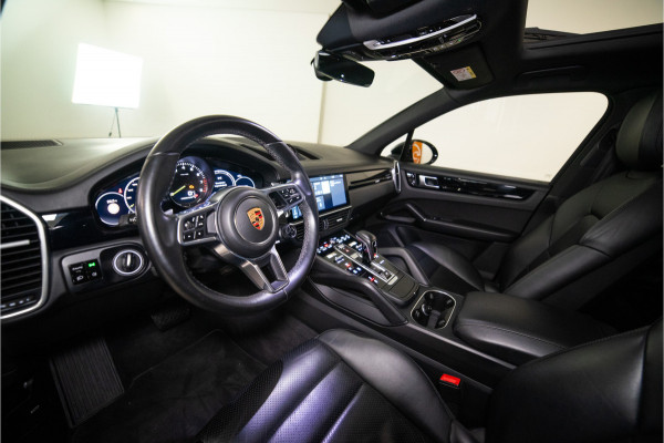 Porsche Cayenne 3.0 E-Hybrid 462PK | Sport Design | Pano | 22'' | Luchtvering | Bose | Garantie