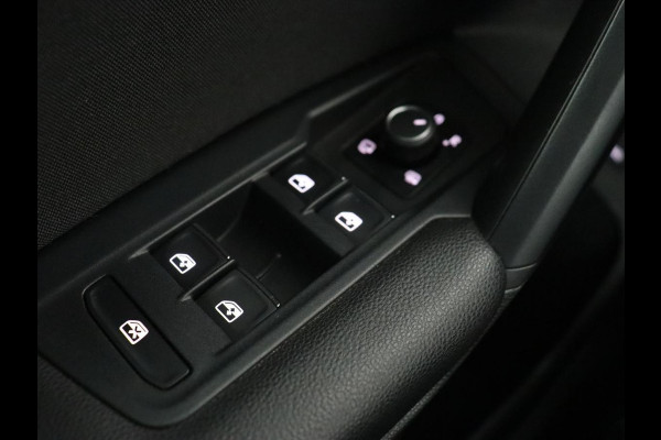 Volkswagen Tiguan 1.5 TSI R Line | Panoramadak | Stoelverwarming | Dynaudio | Keyless | Trekhaak | Camera | Adaptief LED | Carplay | Navigatie | Massage | Parkeerhulp | Adaptive cruise