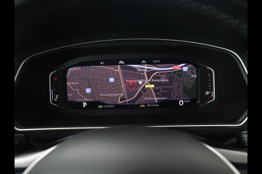 Volkswagen Tiguan 1.5 TSI R Line | Panoramadak | Stoelverwarming | Dynaudio | Keyless | Trekhaak | Camera | Adaptief LED | Carplay | Navigatie | Massage | Parkeerhulp | Adaptive cruise