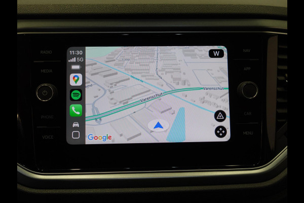 Volkswagen T-Roc 1.5 TSI DSG Active | Navigatie | Climate Control | Lane Assist | DAB | Parkeersensoren | Lichtmetalen Velgen | Privacy Glass