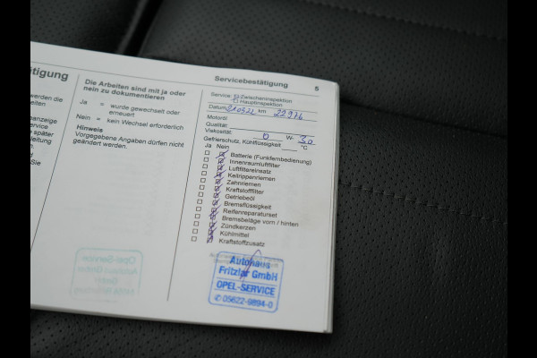 Opel Grandland 1.6 Turbo Ultimate Plug In Hybrid 225pk Dealer O.H PHEV | Lederen Sportstoelen Memory & Ventilatie | Adaptive Cruise | Apple Carplay | Stoelen & Stuur Verwarmd | Blis | Keyless | LED | Navigatie | 19"LM | DAB |