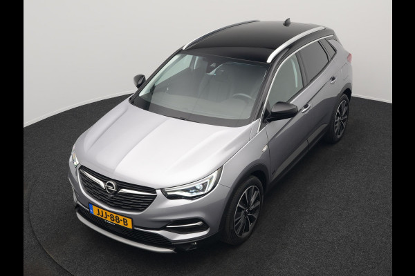 Opel Grandland 1.6 Turbo Ultimate Plug In Hybrid 225pk Dealer O.H PHEV | Lederen Sportstoelen Memory & Ventilatie | Adaptive Cruise | Apple Carplay | Stoelen & Stuur Verwarmd | Blis | Keyless | LED | Navigatie | 19"LM | DAB |