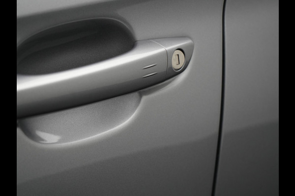 Opel Grandland 1.6 Turbo Ultimate Plug In Hybrid 225pk Dealer O.H PHEV | Lederen Sportstoelen Memory & Ventilatie | Adaptive Cruise | Apple Carplay | Stoelen & Stuur Verwarmd | Blis | Keyless | LED | Navigatie | 19"LM | DAB |