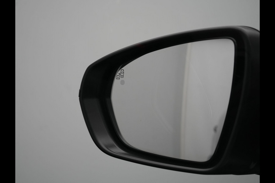 Opel Grandland 1.6 Turbo Ultimate Plug In Hybrid 225pk Dealer O.H PHEV | Lederen Sportstoelen Memory & Ventilatie | Adaptive Cruise | Apple Carplay | Stoelen & Stuur Verwarmd | Blis | Keyless | LED | Navigatie | 19"LM | DAB |