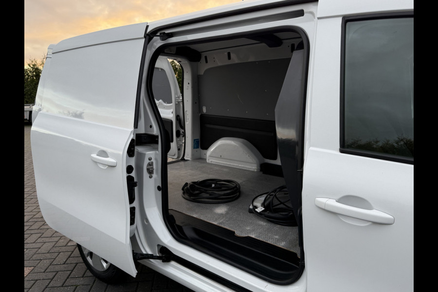 Nissan Townstar N-Connecta TEKNA L2H1 / 45 kWh / 100% Elektrisch / Fabrieksgarantie / 38.707 km / Camera / ECC / Cruise / Apple carplay / Androi